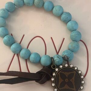Cute blue stone fashion bracelet